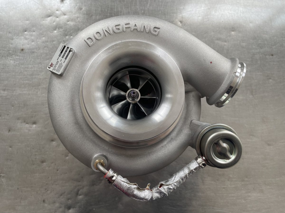 Турбина на Ситрак 202V09100 7840 SITRAK и HOWO T7 с моторами MC13 540 л.с