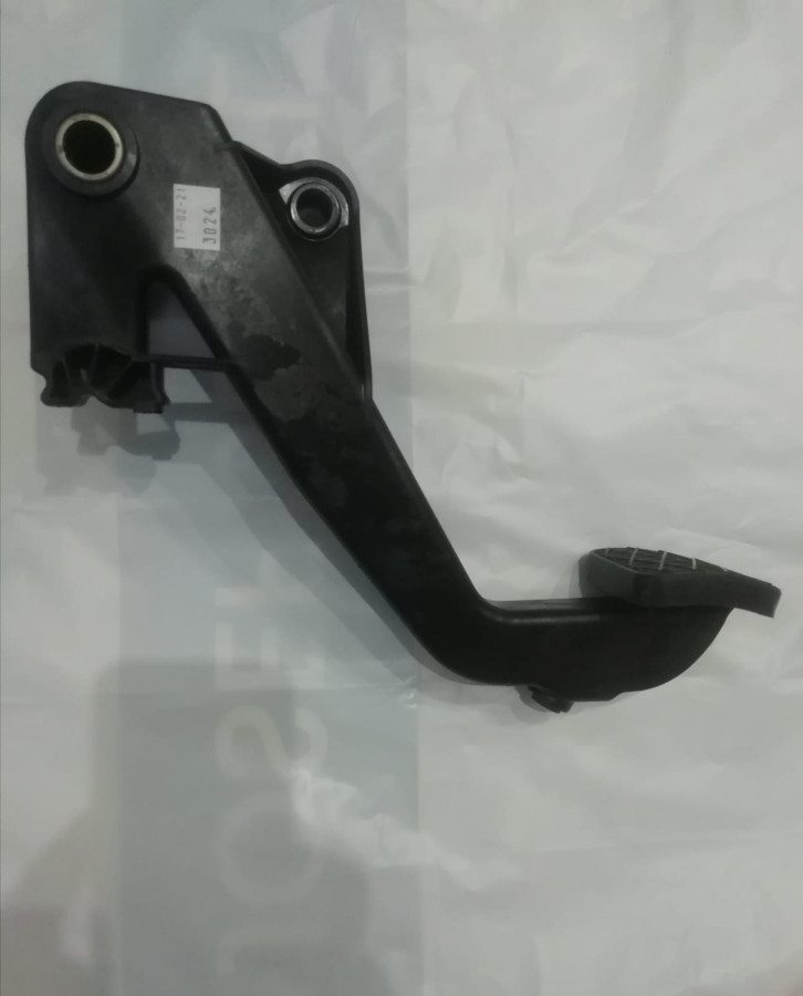 Педаль сцепления с кабиной Mercedes 5490, 65206, 65207, 6580, 65801, 65802 A9402900216