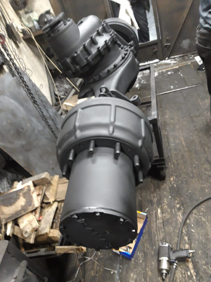 Мост средний в сборе 6520-2500011-10