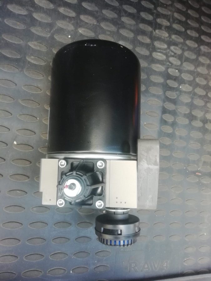 LA8810 осушитель воздуха LA8810 (K153743) в сборе