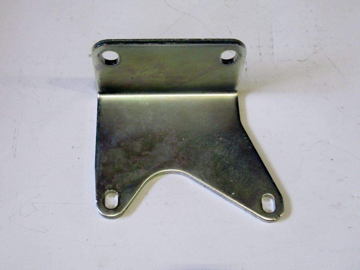 Кронштейн редуктора привода ТНВД