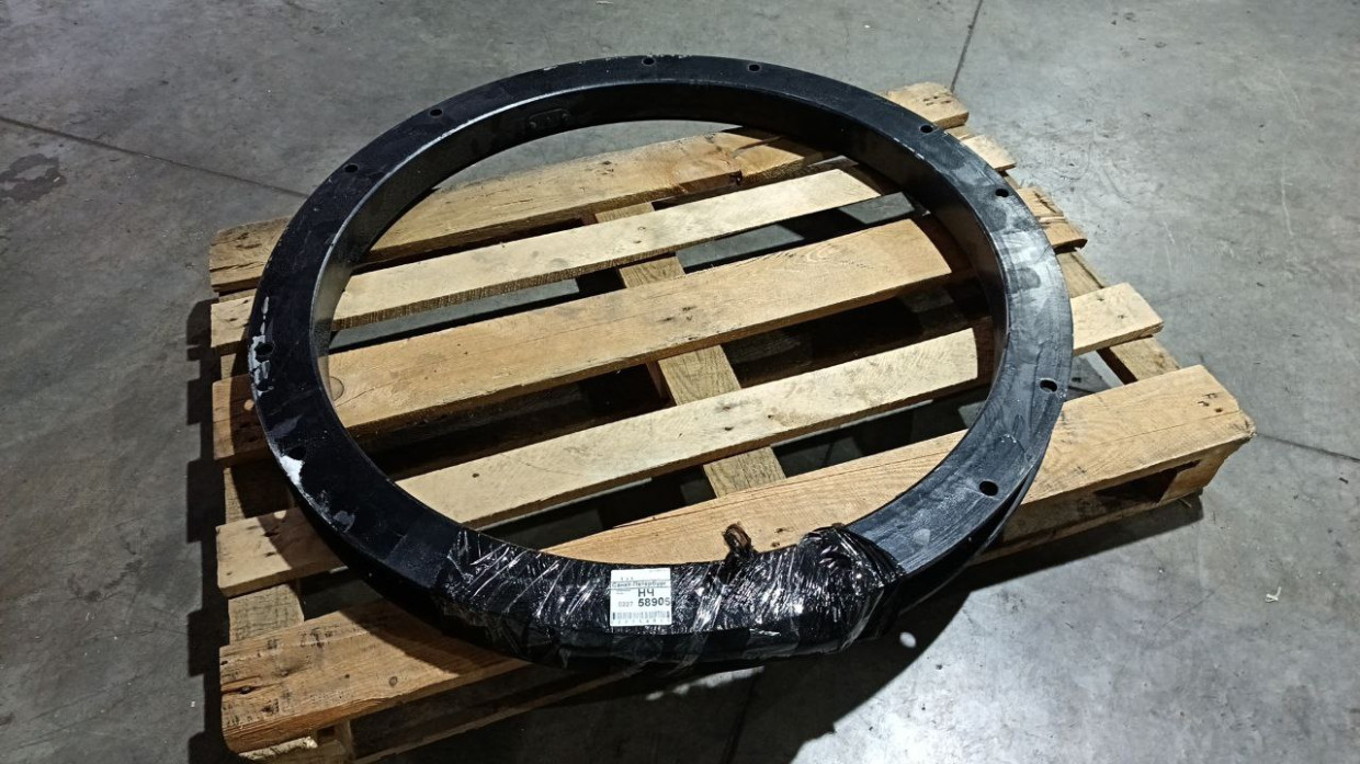 Круг поворотный прицепа усиленный 8350-2704010