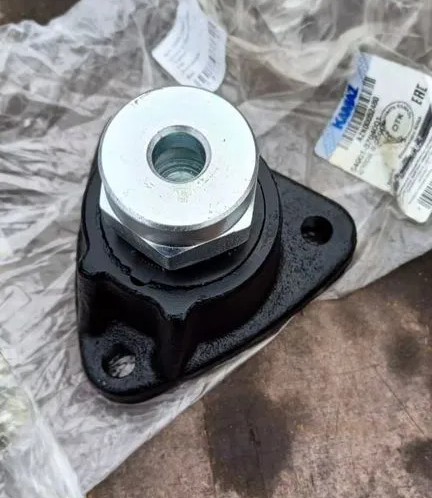 54901-3704001 опора в сборе