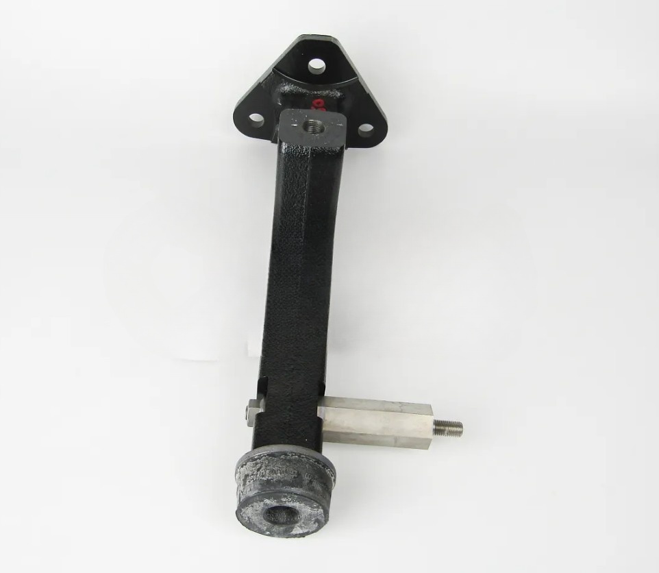 Кронштейн передней опоры кабины 54901 левый