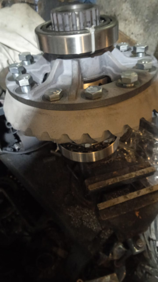 Дифференциал переднего моста в сборе 31/15 зуб.