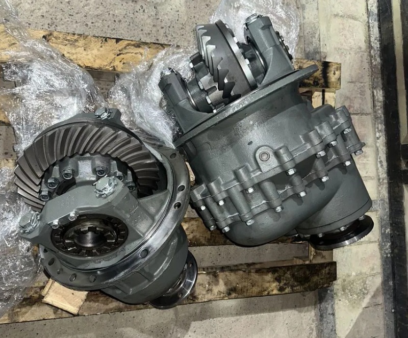 Редуктор среднего моста 6520 ВИ