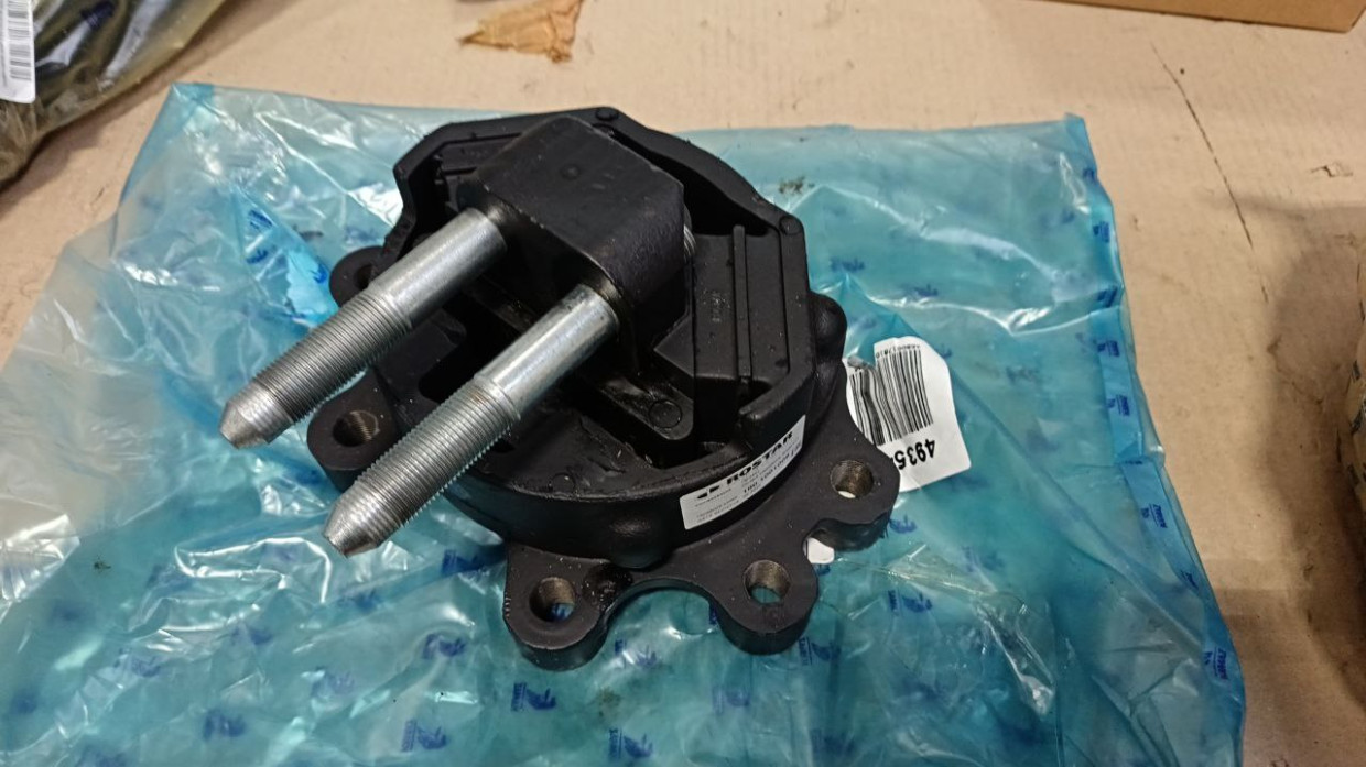 Подушка двигателя передняя левая/правая 54901